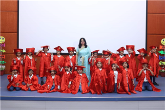 GRADUATION DAY